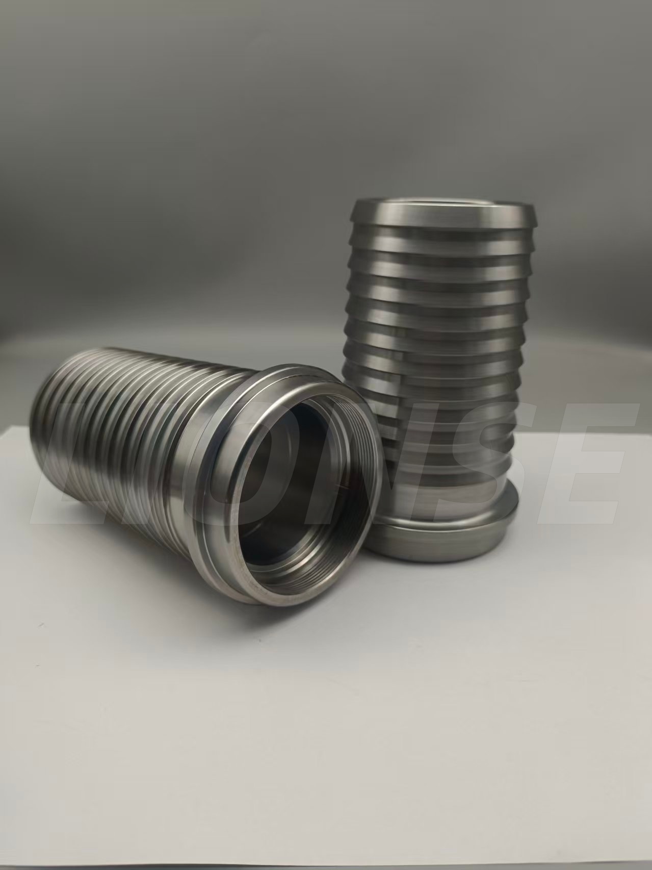 เครื่องจักรกลซีเอ็นซีและการกลึงชิ้นส่วนสแตนเลส